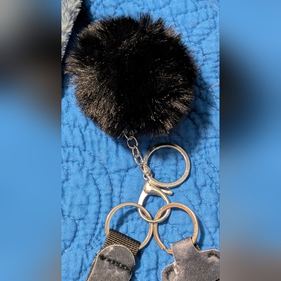 Keychain Or Bag Charm Black Fur Pom Pom Keychain - Picture 13 of 14